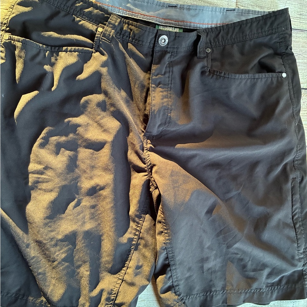 Mens size 38 Black Casual Shorts